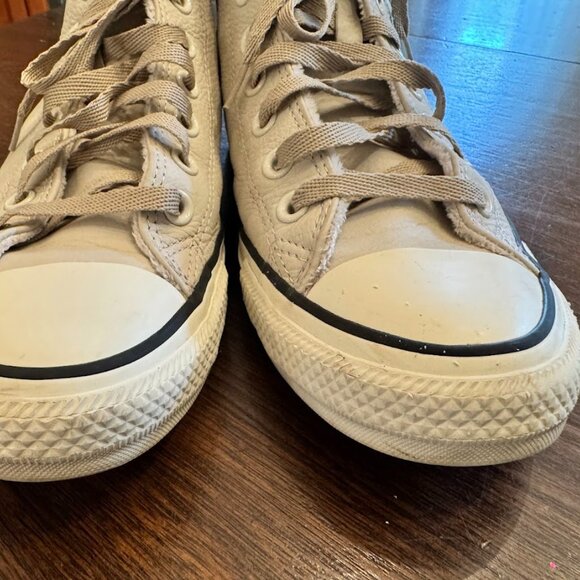 Converse Chuck Taylor All Star High Street Leather White Womans 9 Men 7 - Picture 3 of 9